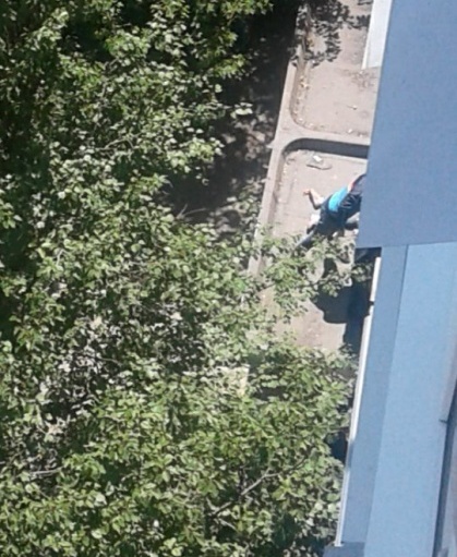 На Московском проспекте в Харькове женщина выпрыгнула из окна