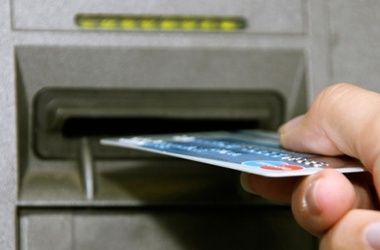 Мошенники атакуют харьковские банкоматы (ФОТО)
