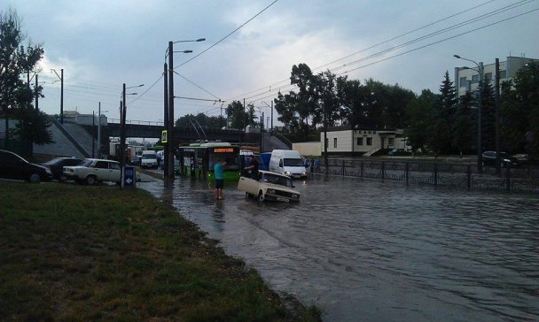 В Харьков нагрянул потоп