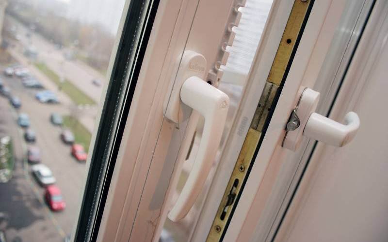 Мешканців Харківщини закликали не відкривати вікна та не виходити на вулицю