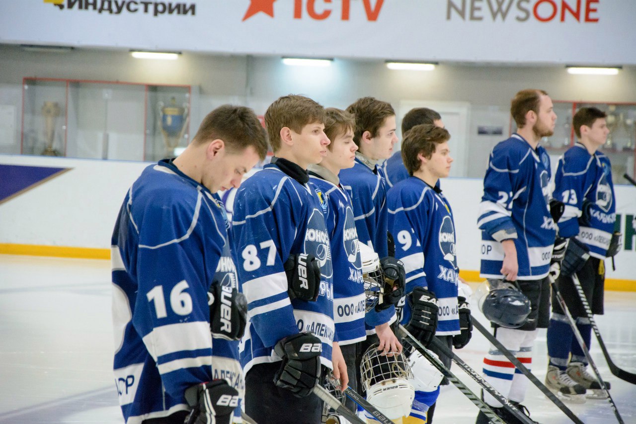 Харьковские хоккеисты решили серьезно дерзнуть (ФОТО)