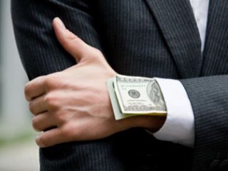 В Украину нельзя вкладывать деньги - эксперт