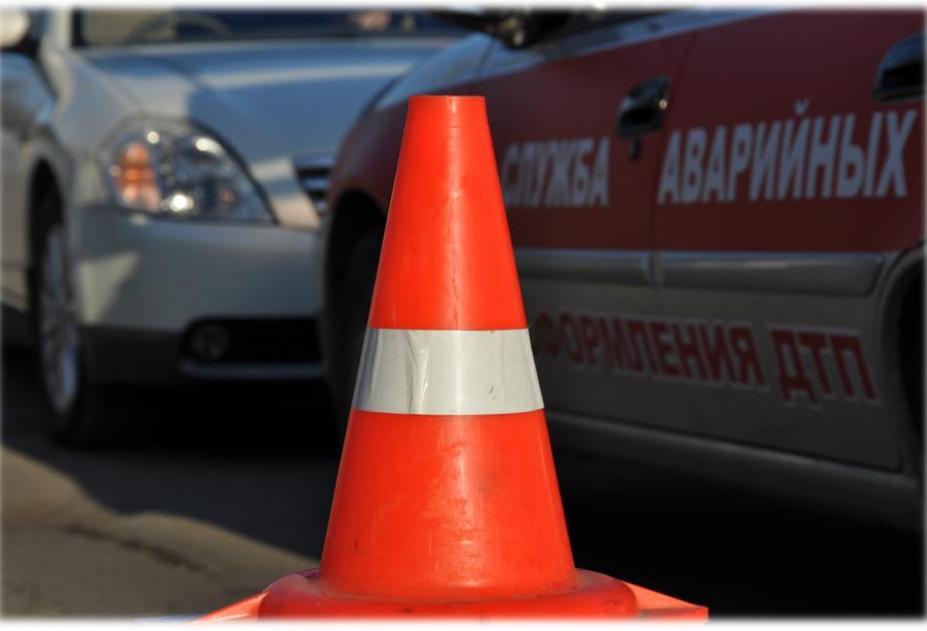 Автобус попал в аварию на Харьковщине (ФОТО)