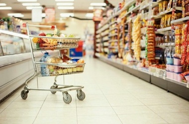 Людей травят в харьковских супермаркетах (ФОТО)