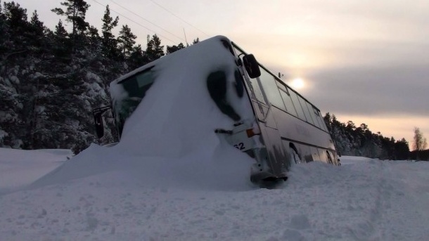 Пассажиры харьковского автобуса провели ночь на морозе