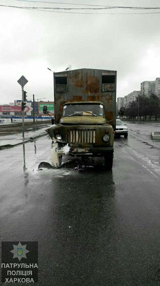 Водитель автобуса перепугал людей под Харьковом (ФОТО)