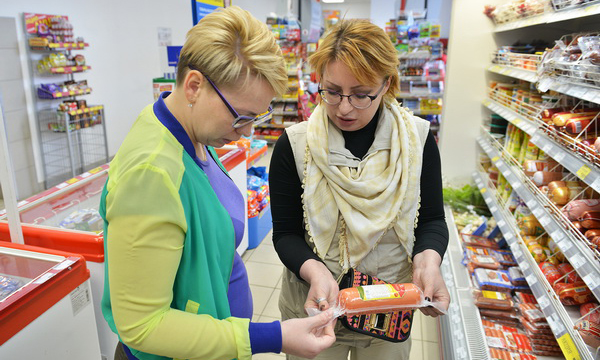 Харьковчан массово травят в магазинах (ФОТО)