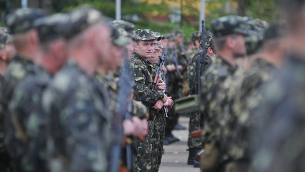 Харьковских работодателей обязали загонять сотрудников в военкоматы