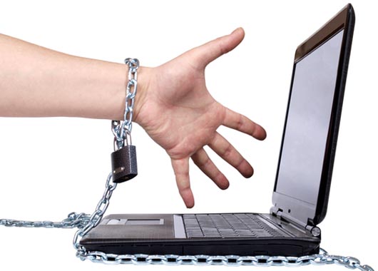 Интернет-зависимые атаковали Порошенко