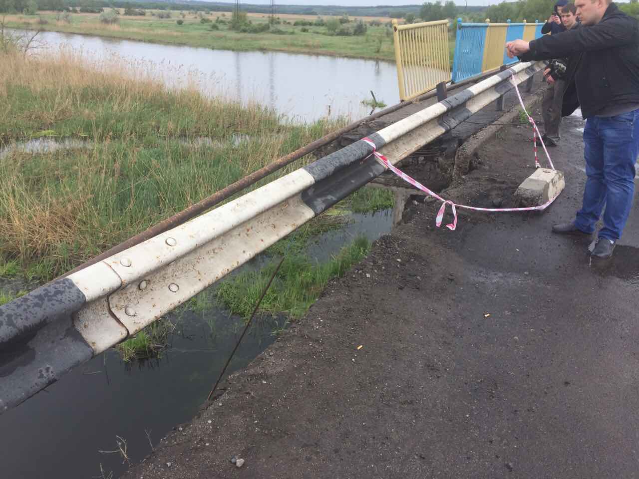 Стало известно, когда восстановят обвалившийся мост на Харьковщине