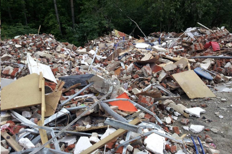 Жители Харьковщины погрязли в мусоре