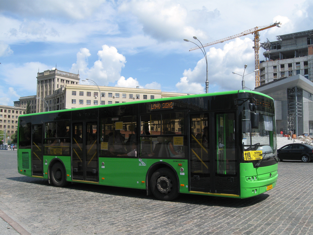 В Харькове изменят маршруты троллейбусов и автобусов