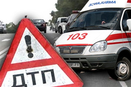 Несколько машин столкнулись в Харькове. Много пострадавших (фото)
