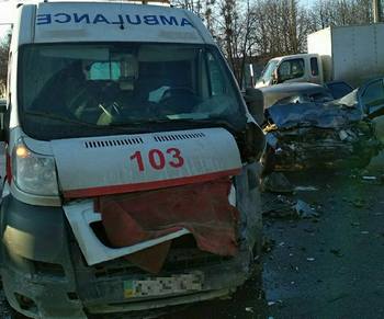 «Скорая» попала в серьезную аварию в Харькове (фото)