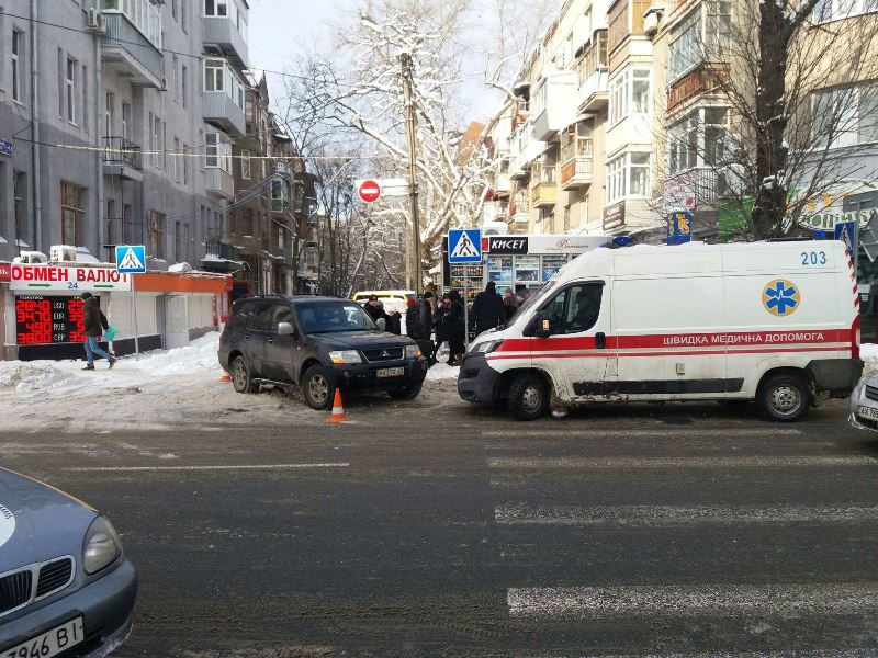 Харьковчанка угодила в неприятность в центре города (фото, видео)