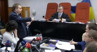 Адвокат Дронова выступил против рассмотрения дела об аварии на Сумской по сути 
