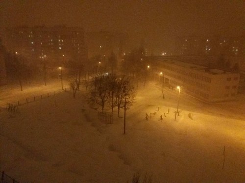 Харьков засыпает снегом (фото, видео)