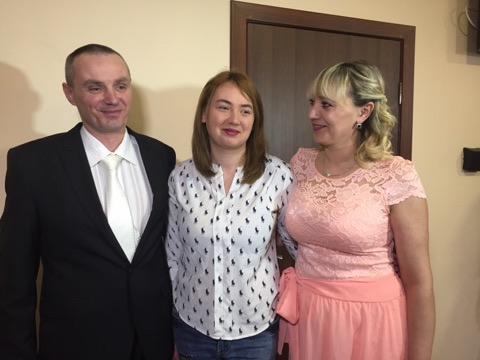 В Харькове женщина 20 лет ждала, чтобы выйти замуж за пожизненно заключенного (фото)