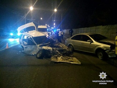 Жуткая авария в Харькове. Есть погибшие и пострадавшие (фото)