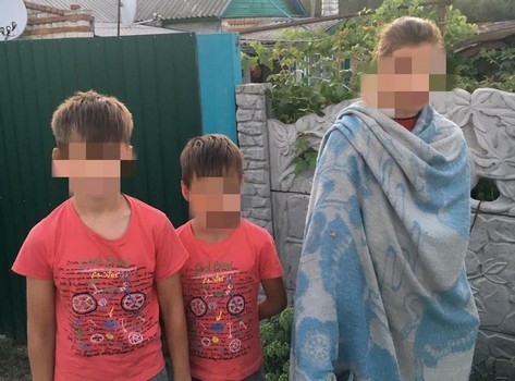На Харьковщине троих детей остановили полицейские