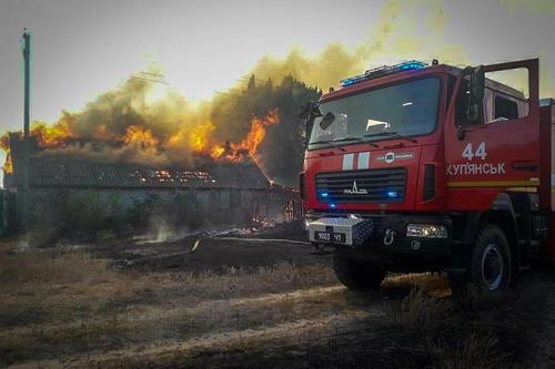 Масштабный пожар в Харьковской области: в населенных пунктах отключают газ