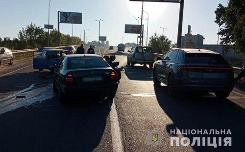 Авария под Харьковом: мужчину доставили в больницу (фото) 