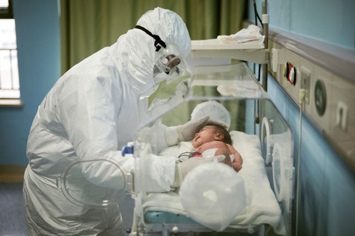 В Харькове родила женщина со смертельно опасным заболеванием