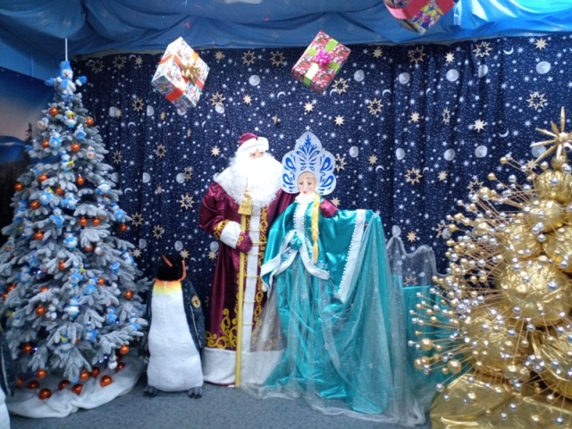 Харьковчане прикоснулись к чуду в мастерской купянского Деда Мороза (фото, видео)
