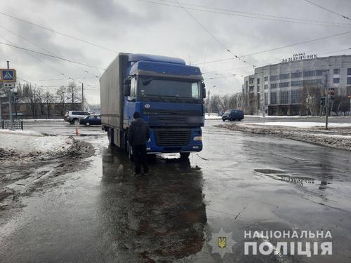 Появилась информация о мужчине, которого переехал грузовик в Харькове
