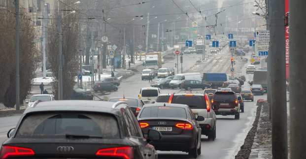 В Харькове машины будут ездить по «зеленой волне». Что ждет водителей