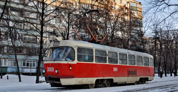 Снегопад в Харькове: как работал городской транспорт