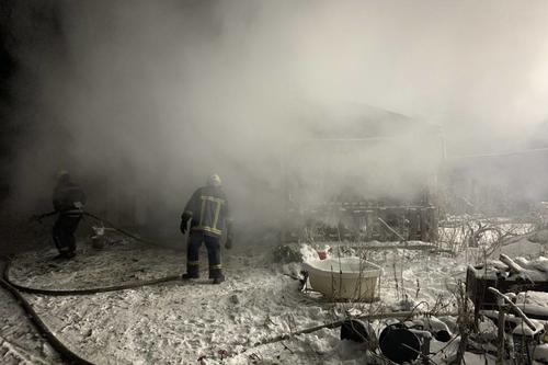На Харьковщине здание сгорело дотла (фото)
