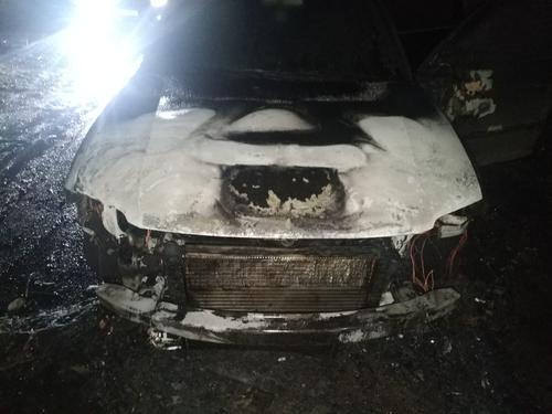 Житель Харьковщины чуть не сгорел прямо посреди дороги (фото)