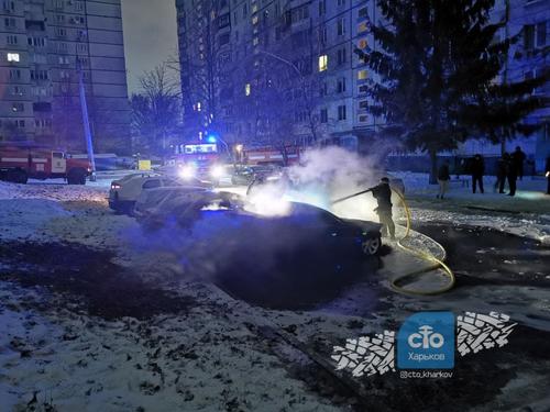 В Харькове сгорела машина с «дьявольским» номером (фото)
