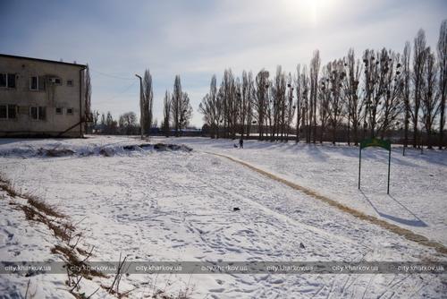 В Харькове заброшенный пустырь превратят в зону отдыха (фото)