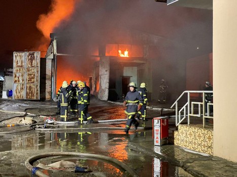Тушение крупного пожара в Харькове: как все происходило от начала до конца (видео)