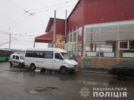 Нападение на водителя маршрутки в Харькове: в полиции озвучили подробности (фото)