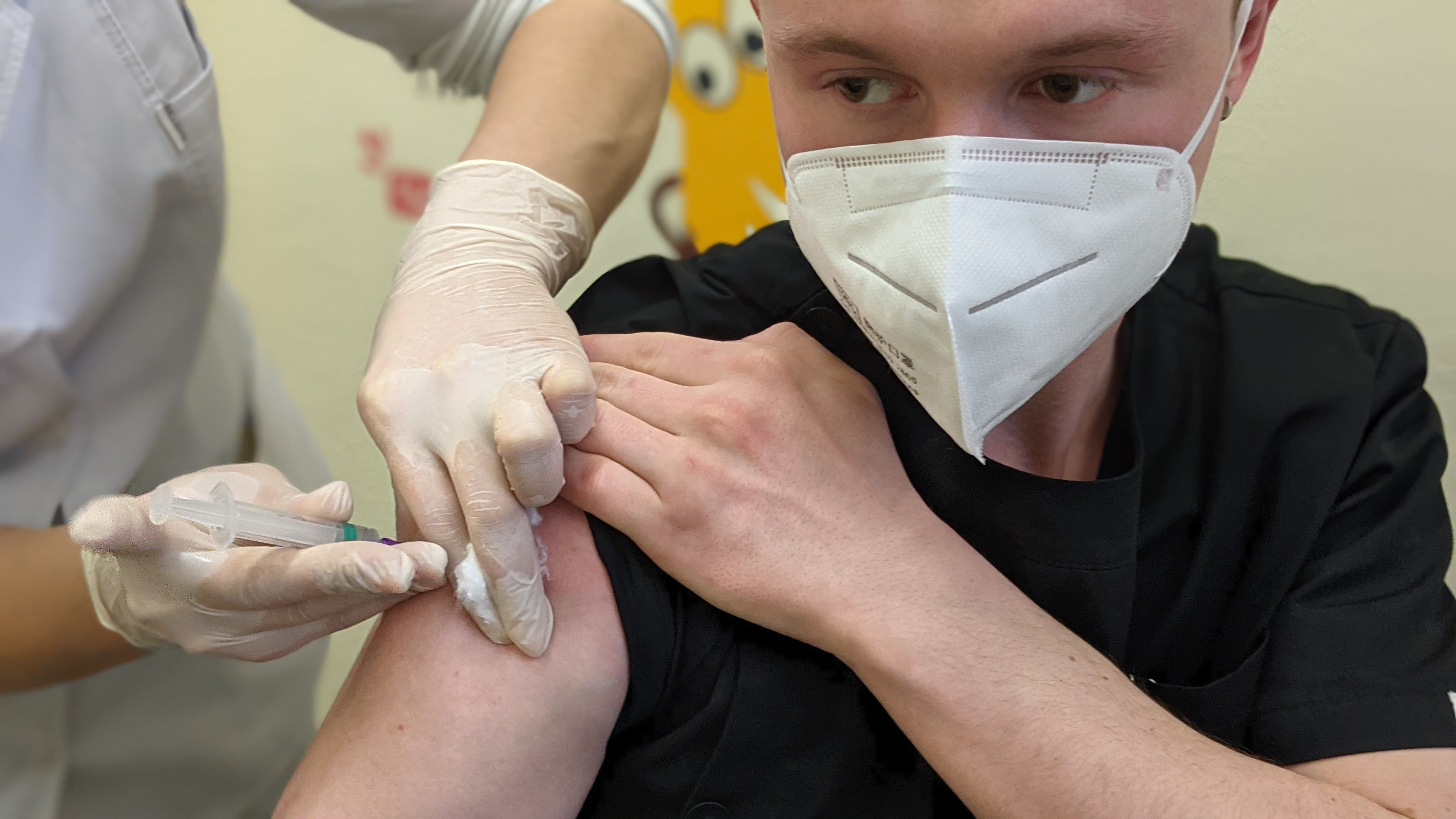 В очередь на прививку. На предприятиях Харькова планируют вакцинировать сотрудников 