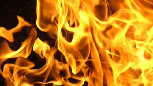 В Харькове - мощный пожар: горят склады (видео)
