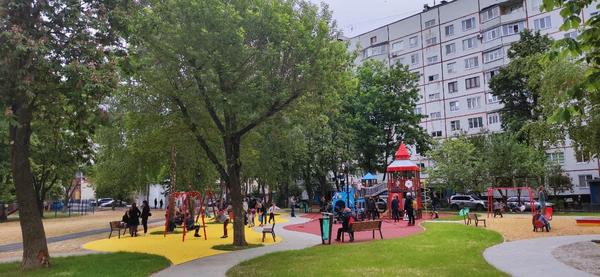 В Харькове появился мини-парк Горького (фото)