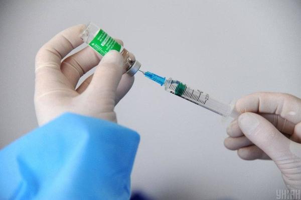 В Харькове люди смогут вакцинироваться от коронавируса возле станций метро