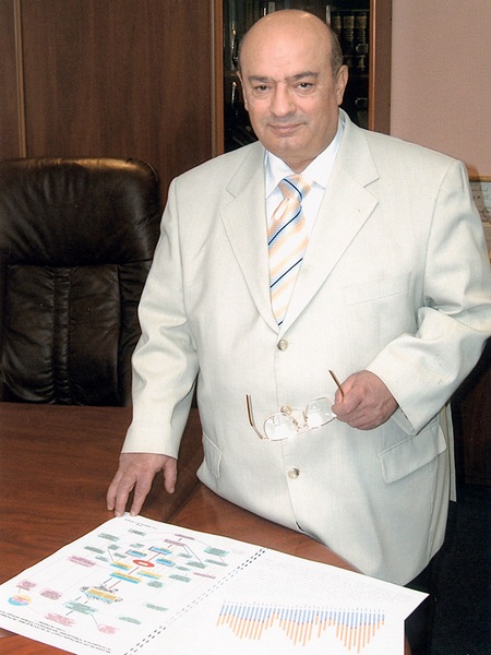 Валерий Петросов