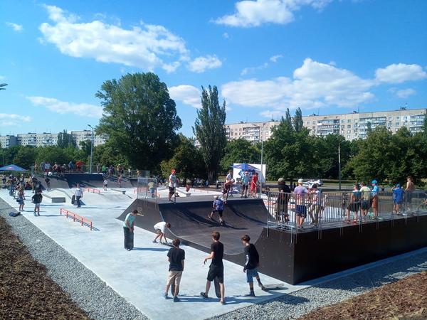 Уличные спортсмены Харькова обрели современную локацию для тренировок (фото, видео, дополнено)