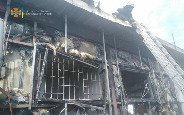 Пожар на рынке в Харькове: подробности от спасателей (фото)