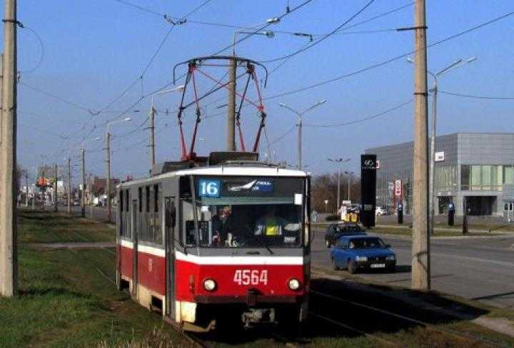 В Харькове временно изменят маршруты наземного городского транспорта