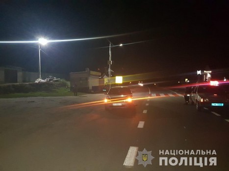 Под Харьковом мужчину сбили на пешеходном переходе (фото, видео)