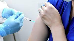  "Не хотела вакцинироваться": харьковчанка рассказала, кто убедил ее сделать прививку от коронавируса  (видео)