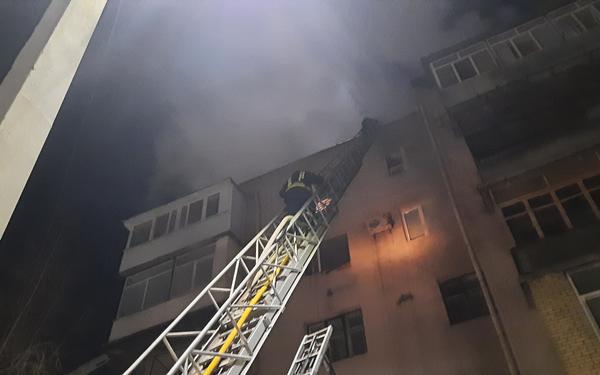 Масштабный пожар в центре Харькова: где разместили погорельцев