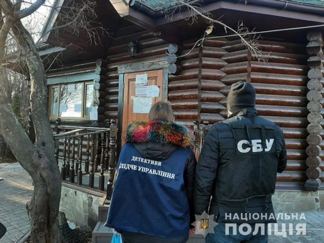 На харьковской границе наладили бизнес, связанный с коронавирусным тестированием путешественников (фото)