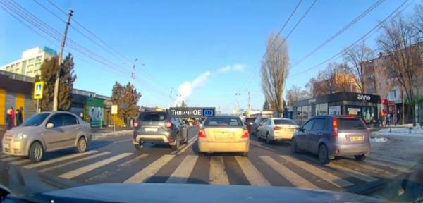 Злостный нарушитель разъезжал по улицам Харькова